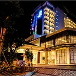 ILLIRA Hotel Banyuwangi